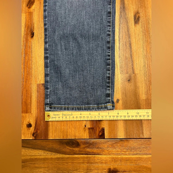 Lucky Brand 410 Athletic Straight Fit Blue Jeans men’s size 40x30 - Picture 10 of 10